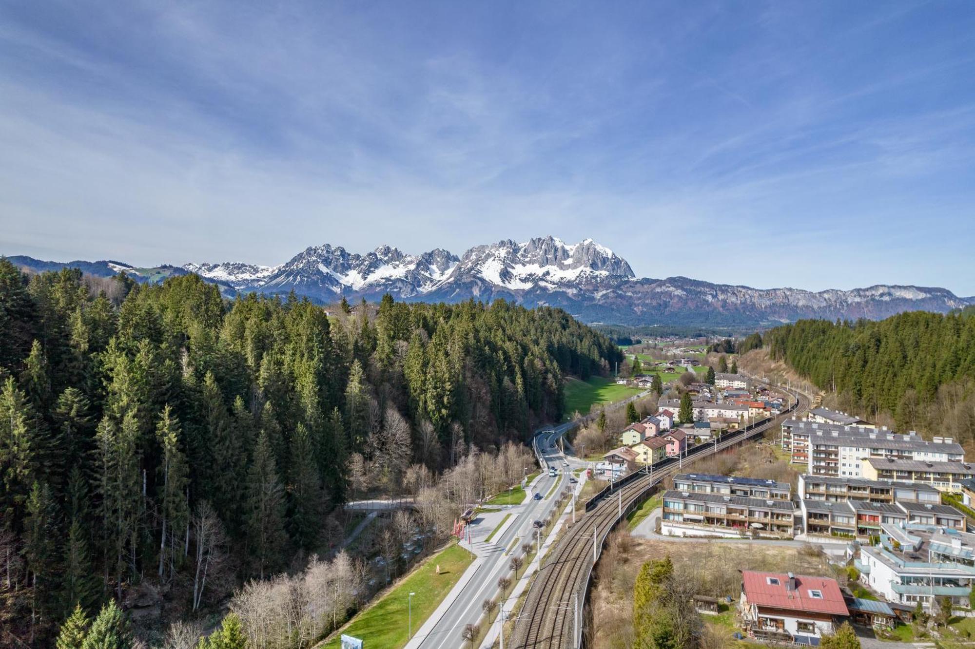 Na-Home Kitzbuehel Streif Eksteriør bilde